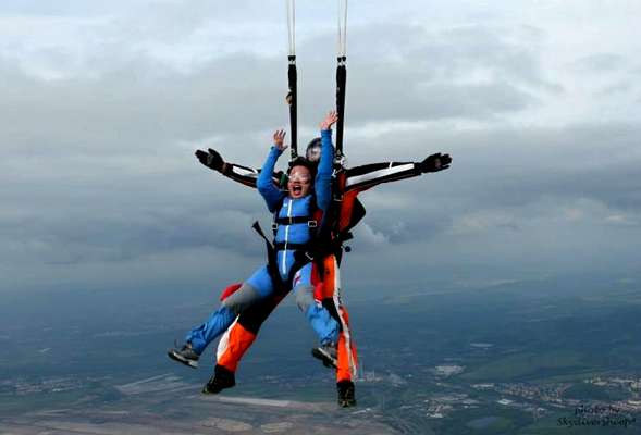 Tandem Skydiving