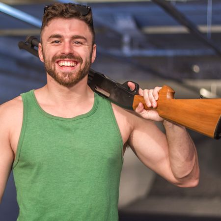 Winchester Defender pump-action shotgun 12G
