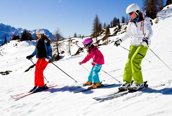 Family skiing